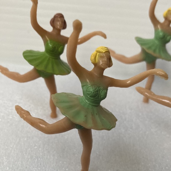 Vintage Ballerinas - Picture 3 of 6